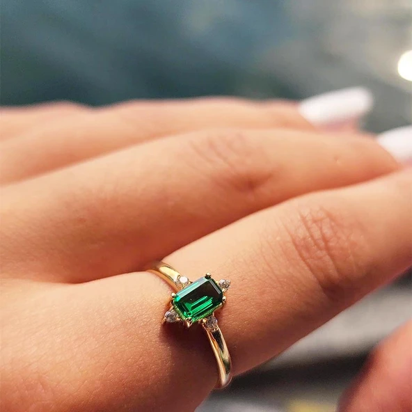 Altın Yüzük - 14 Ayar Altın 0.95 Karat Radyant Kesim Zümrüt Yeşili Taşlı Evlilik Teklifi Yüzüğü - 5