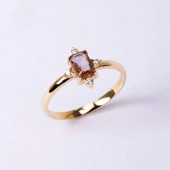 Zultanit Altın Yüzük - 14 Ayar Altın 0.95 Karat Radyant Kesim Zultanit Taşlı Evlilik Teklifi Yüzüğü - 2