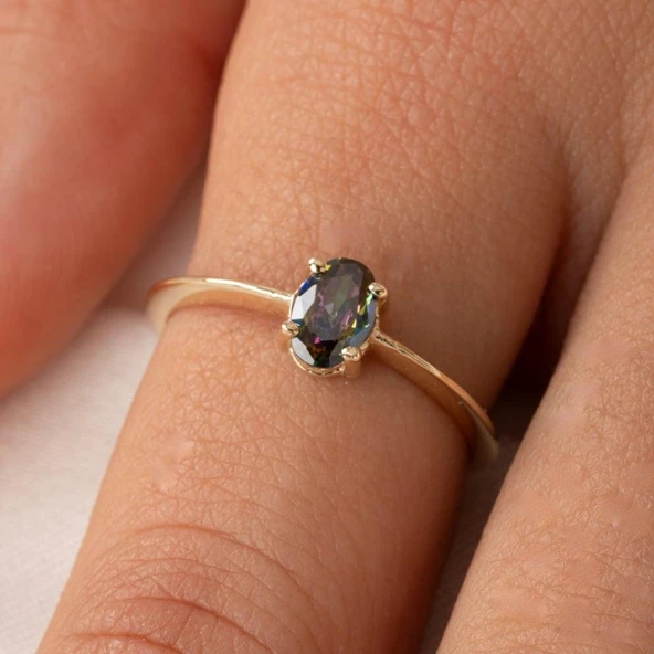 Tektaş Altın Yüzük - 14 Ayar Altın 0.90 Karat Oval Mistik Topaz Taşlı Yüzük - Tek Taş Altın Yüzük