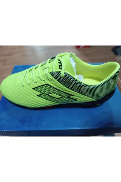 Lotto krampon ürün görseli