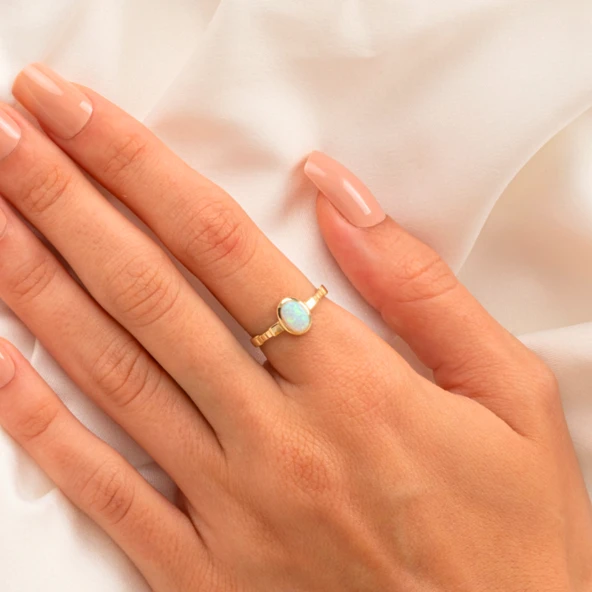 Tektaş Altın Yüzük - 14 Ayar Altın Oval Opal Taşlı Tek Taş Yüzük - Anneler Gününe Hediye Yüzük - 8
