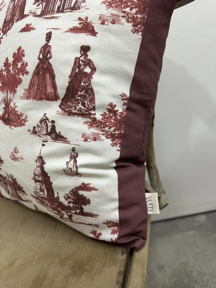 Toile De Jouy Paris Kırlent Kılıfı 43x43 cm | %100 Pamuk Dijital Baskılı | Klasik Fransız Tarzı Dekoratif Yastık Kılıfı - ZT740 Kırmızı - 6