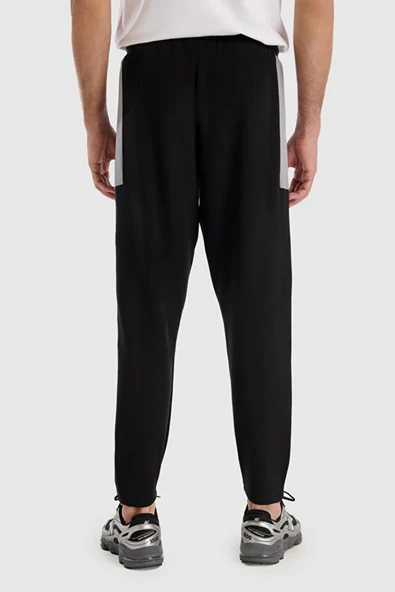 New Balance Lifestyle MNP1516-BK Siyah Erkek Eşofman Altı - 4