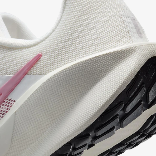 Nike Downshifter 13 FD6476-004 Krem Kadın Spor Ayakkabı - 8