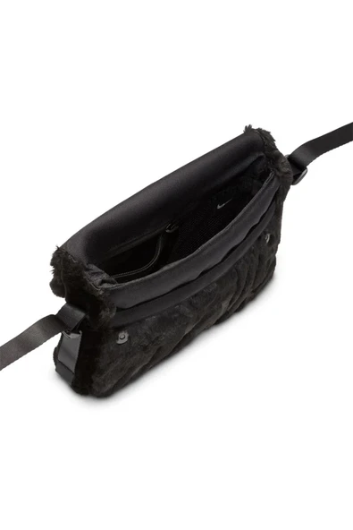 Nike Sportswear FZ1326-010 Siyah Suni Kürk Çapraz Çanta - 3