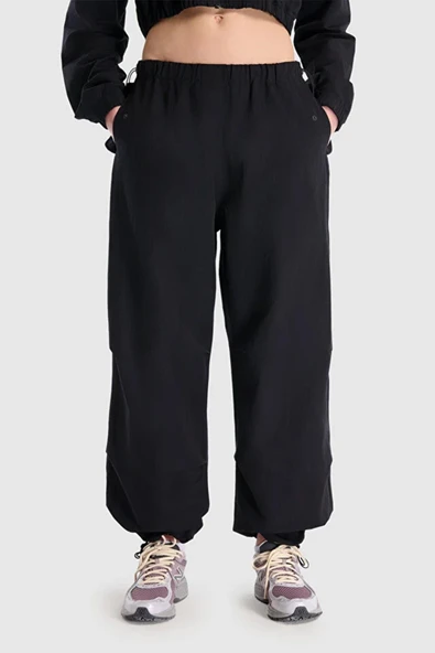 New Balance Lifestyle WNP1523-BK Siyah Kadın Eşofman Altı - 4