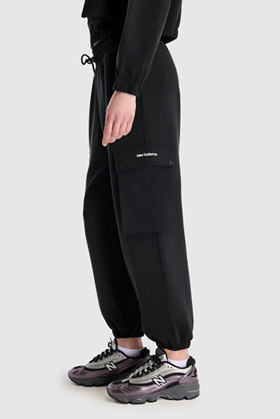 New Balance Lifestyle WNP1529-BK Siyah Kadın Eşofman Altı - 3