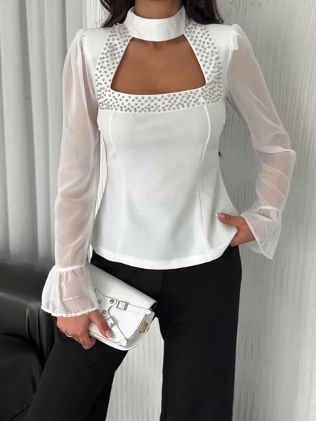 Kolları Şifon Göğüste İnci Boncuk Detaylı Bluz - Beyaz ürün görseli 1