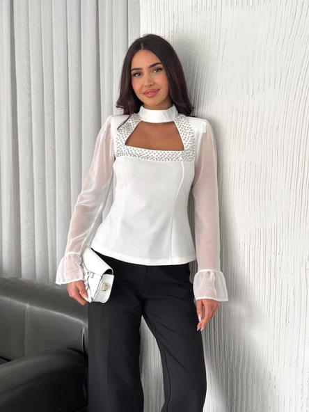 Kolları Şifon Göğüste İnci Boncuk Detaylı Bluz - Beyaz - Resim 3