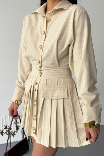 ÖNDEN GOLD DÜĞMELİ PİLELİ KISA ELBİSE - Bej - Resim 4