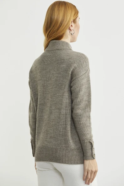 Dik Yaka Düğme Detaylı Yünlü Triko Kazak - Sütlü Kahve - Resim 6