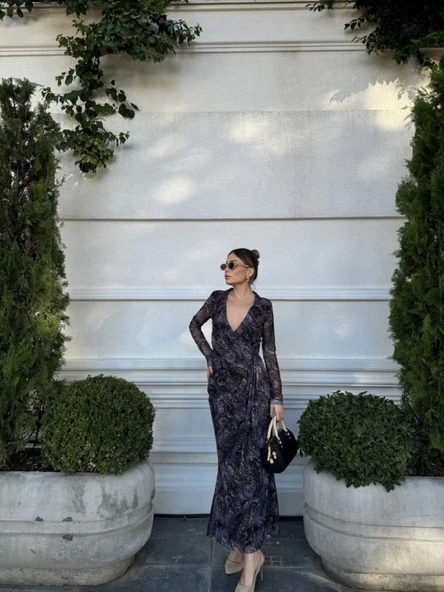 Kruvaze V Yaka, Fırfırlı Ve Bağcıklı Desenli Bluz Ve Midi Etek Takım - Siyah - Resim 3