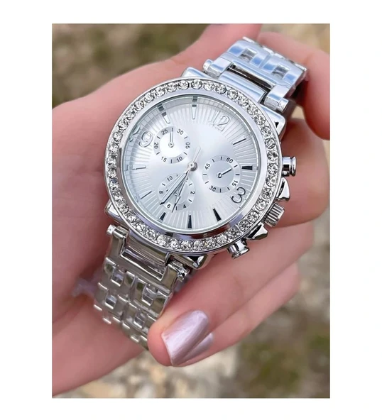 Metal Kordon Gümüş Renk Ve Taşlı Kadın Kol Saati - 5