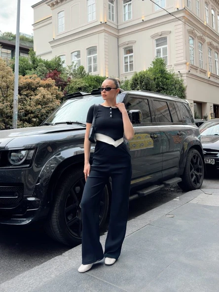 Kadın Bisiklet Yaka Asimetrik Kesim Atlet Detay Bluz Ve Yüksek Bel Bol Paça Pantolon Ikili Takım - Resim 2