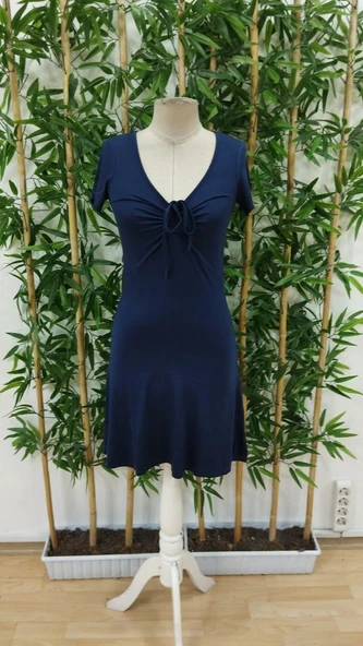 Kadın Kısa Kollu Derin Büzgülü V Yakalı Viskon Elbise - Resim 7