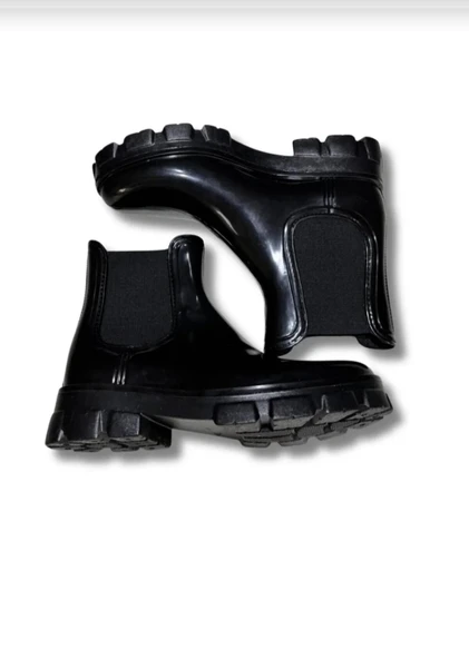 Kaymaz Lastikli Kadın Bot - Resim 2