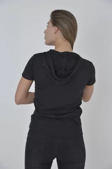 Kapşonlu Slim Fit T-shirt - Siyah ürün görseli 1