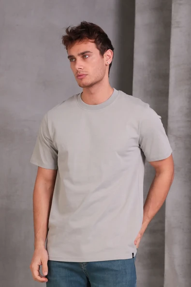 Erkek Relax Fit Bisiklet Yaka %100 Pamuk Rahat Kesim Basic Tişört - Resim 3