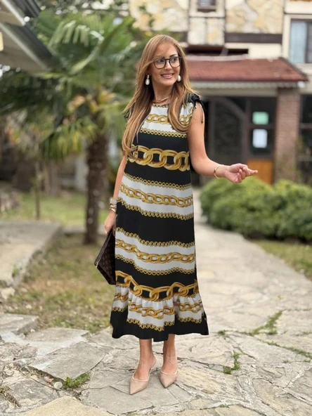 Kadın Omuzlardan Büzgülü Kayık Yaka Fırfırlı Janjan Krep Elbise ürün görseli 1