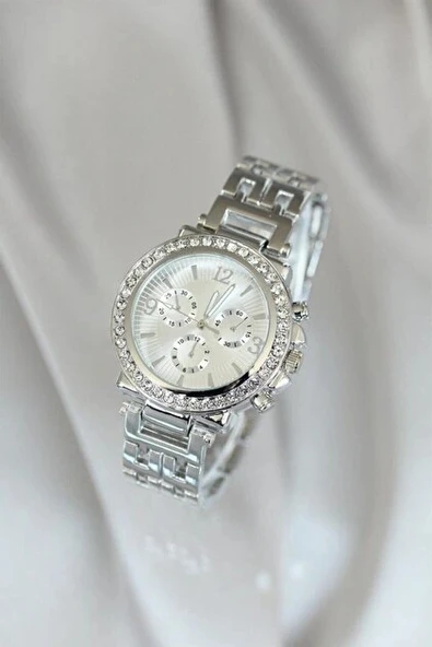 Metal Kordon Gümüş Renk Ve Taşlı Kadın Kol Saati - 3