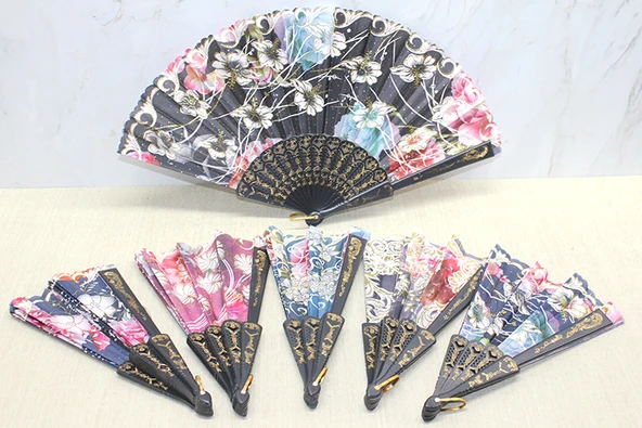 Plastik Çiçek Desenli Yelpaze ürün görseli 1