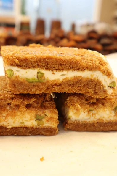 Öz Altın Kayısı Saray Tatlısı 1 KG ürün görseli