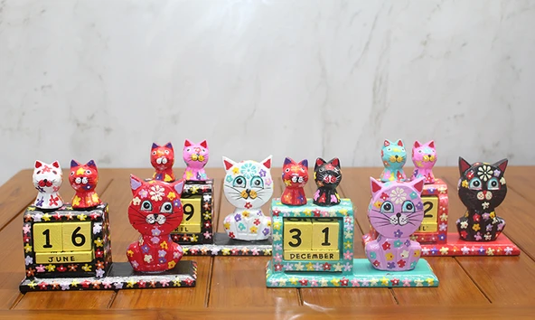 Ahşap Kedili Takvim Orta Boy ürün görseli 1