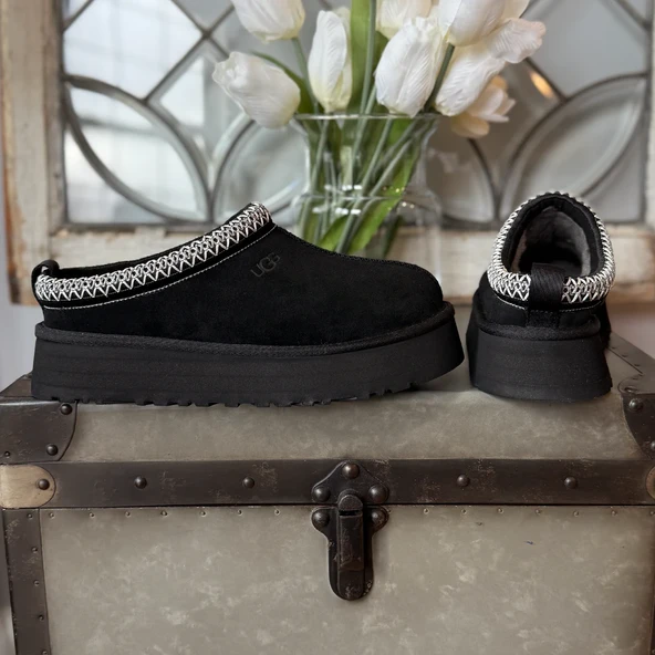 UGG Tazz Muadil Kadın Terlik ürün görseli