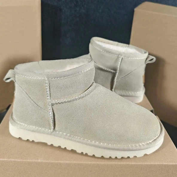 More Mini Bej Süet Yarım Bot Içi Tüylü Düz Taban Kadın Ayakkabı - Resim 3