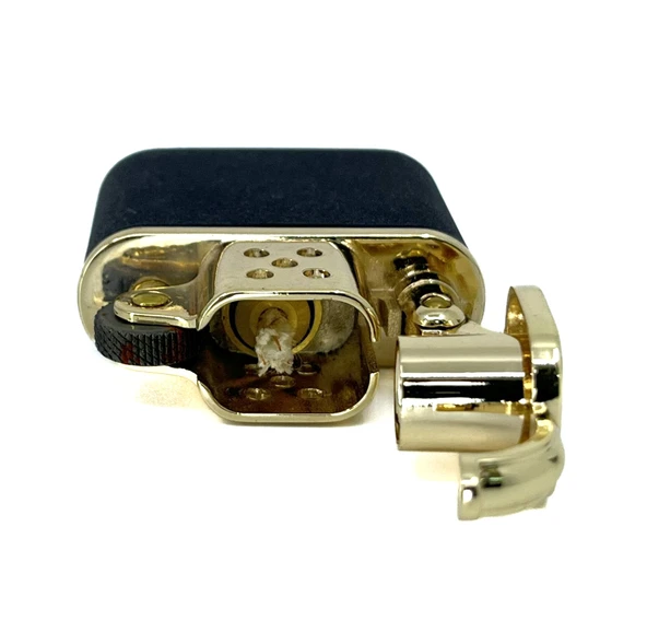 Zorro Benzinli Çakmak - Gold Black Crackle - Resim 4