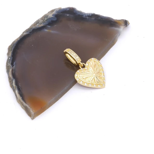 Ajda Charm Çelik Altın Kaplama Kadın Kalp Model-CHR-114 ürün görseli