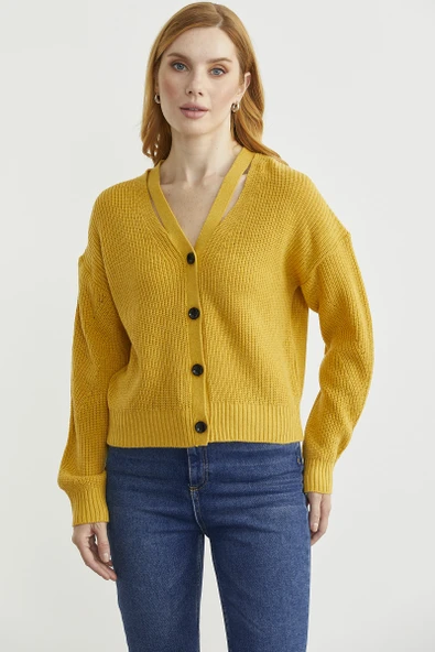 Yaka Detaylı Düğmeli Triko Hırka - Güneş ürün görseli