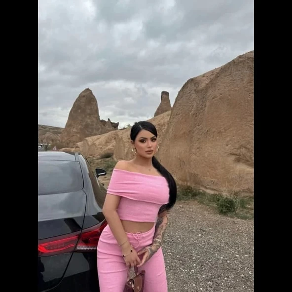 Madonna yaka bol paça pantolonlu takım - Resim 5