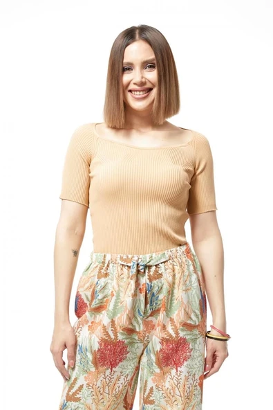 Yazlık triko tişört ürün görseli