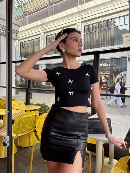 Fiyonklu bluz ürün görseli