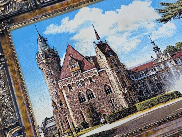 Moszna Castle Adlı İran Tebriz Halı Tablo 123x75cm - Duvar Halı Kilim Tablo - Resim 4