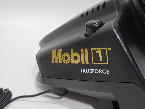 Logitech G923 Trueforce XBox Uyumlu Yarış Direksiyonu (Reklamlı Model) - Resim 3