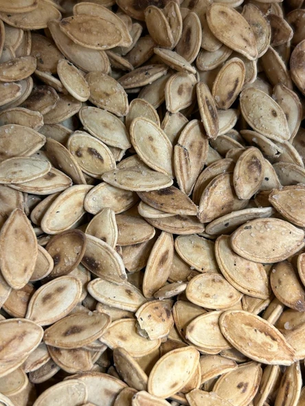 Öz Altın Kayısı Kavrulmuş Kabak Çekirdeği 1 KG ürün görseli