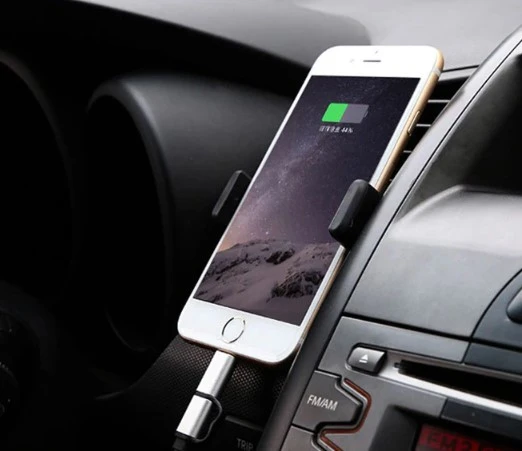 Araba Klimasına Takılan Telefon Tutucu Kıskaç (5314)