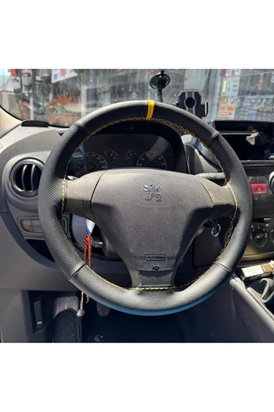 DİKİŞLİ DİREKSİYON KILIFI SİYAH DERİ NOKTALI DERİ SARI YÜZÜK SARI DİKİŞLİ PEUGEOT BİPPER İÇİN ürün görseli