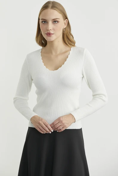 Fitilli Basic V Yaka Triko Kazak - Kemik ürün görseli