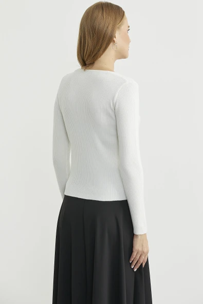 Fitilli Basic V Yaka Triko Kazak - Kemik - Resim 6