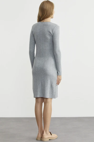 Düğme Detaylı V Yaka Triko Elbise - Gri - Resim 6