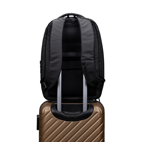 Classone GA-0017 Guntlet V1 Sert Kabuk Serisi 15.6 inch Uyumlu WTX Pro Su Geçirmez Kumaş Laptop Çantası  Yeşil - Resim 6