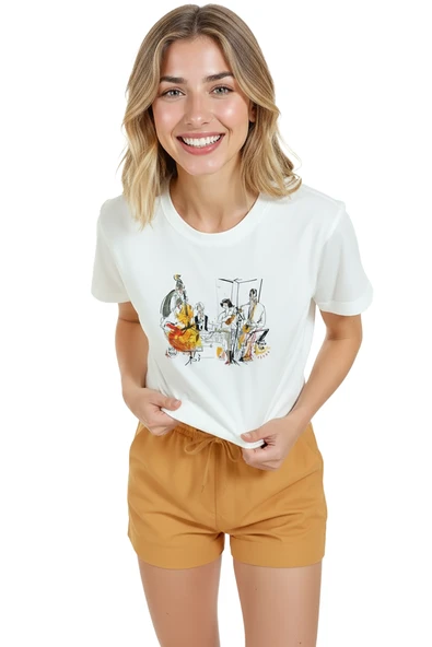 Kadın Beyaz Relaxed Fit %100 Pamuk Tişört – Caz Grubu Baskılı - Resim 3