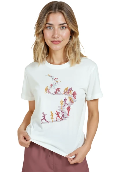 Kadın Beyaz Relaxed Fit %100 Pamuk Tişört – Suluboya Koşu & Bisikletçi Çizgisel Baskılı - Resim 4