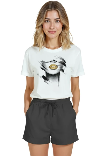 Kadın Beyaz Relaxed Fit %100 Pamuk Tişört – Altın Ruj & Mürekkep Fırça İzleri Baskılı - Resim 5