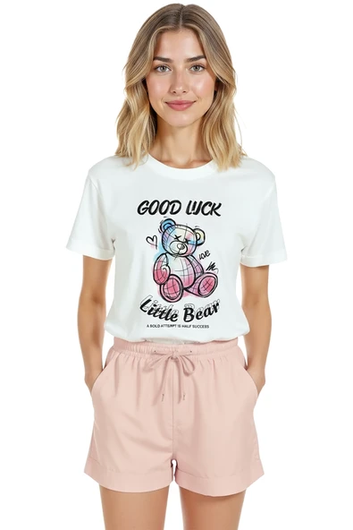 Kadın Beyaz Relaxed Fit %100 Pamuk Tişört – Grafiti Teddy Bear & ''Good Luck'' Baskılı - Resim 7