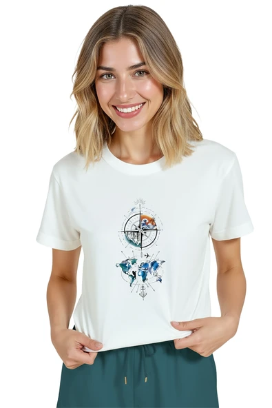 Kadın Beyaz Relaxed Fit %100 Pamuk Tişört – Suluboya Dünya Haritası & Pusula Baskılı - Resim 4