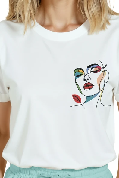 Kadın Beyaz Relaxed Fit %100 Pamuk Tişört – Tek Çizgi Renkli Yüz Minyatür Baskılı - Resim 8